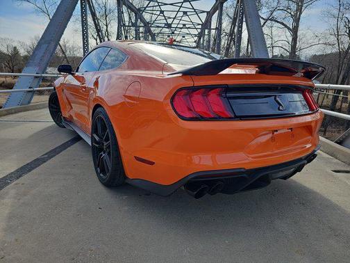 2020 Ford Shelby GT500 Base