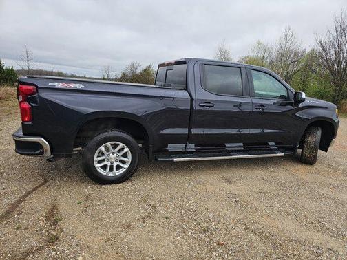 Dark Ash Metallic 2024 Chevrolet Silverado 1500 LT