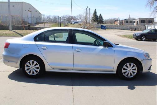 Reflex Silver Metallic 2014 Volkswagen Jetta Auto S