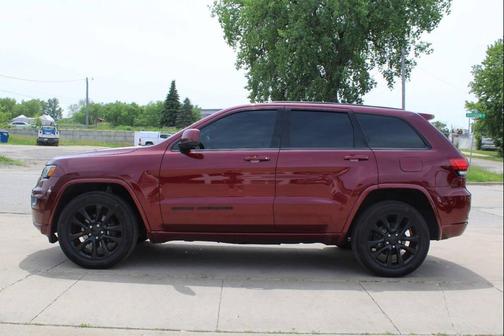 Velvet Red Pearlcoat 2017 Jeep Grand Cherokee Altitude