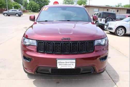 Velvet Red Pearlcoat 2017 Jeep Grand Cherokee Altitude