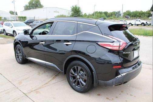 Magnetic Black Metallic 2018 Nissan Murano SV