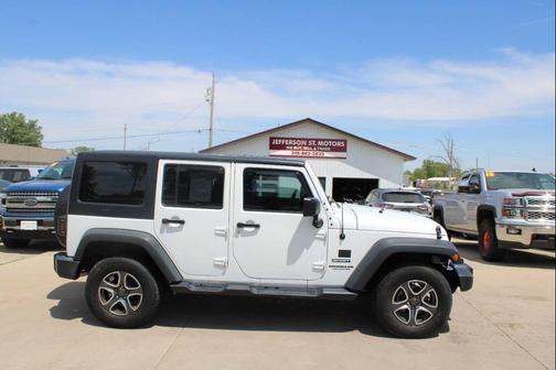Bright White Clearcoat 2017 Jeep Wrangler Unlimited Sport