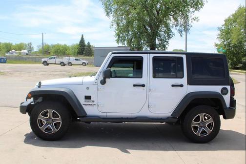 Bright White Clearcoat 2017 Jeep Wrangler Unlimited Sport