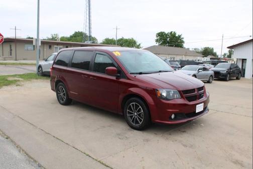 Octane Red Pearlcoat 2019 Dodge Grand Caravan GT