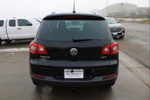 2010 Volkswagen Tiguan 2.0T Wolfsburg Edition