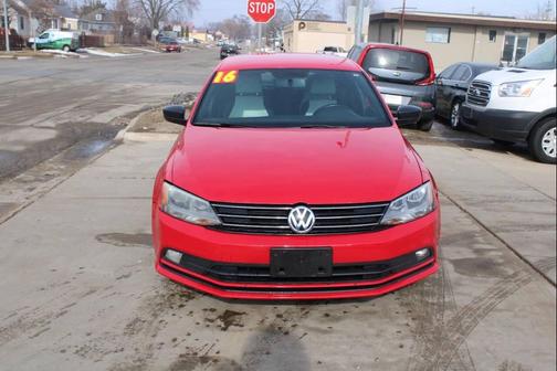 2016 Volkswagen Jetta 1.8T Sport