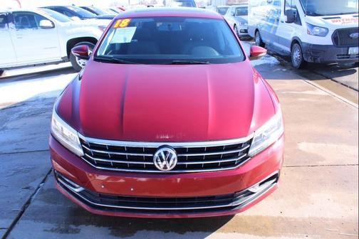 2018 Volkswagen Passat 2.0T SE