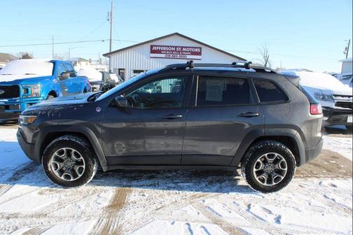 2020 Jeep Cherokee Trailhawk