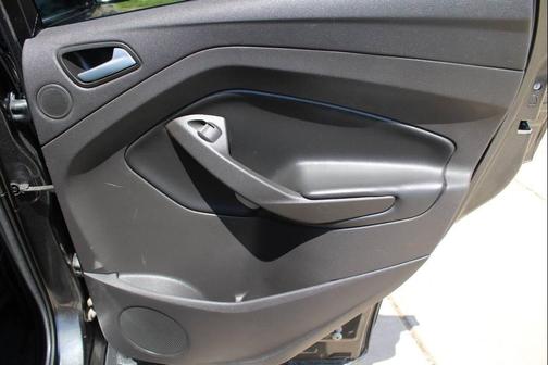 Magnetic Metallic 2017 Ford Escape SE