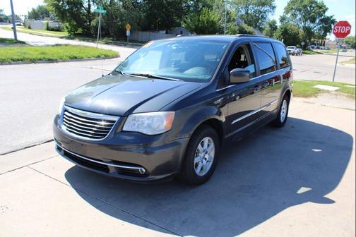 2011 Chrysler Town & Country Touring