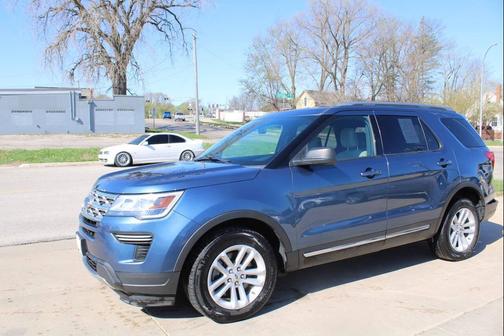 Blue Metallic 2018 Ford Explorer XLT