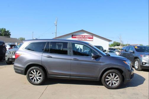 Gray 2021 Honda Pilot AWD EX-L