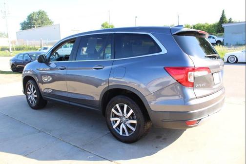 Gray 2021 Honda Pilot AWD EX-L