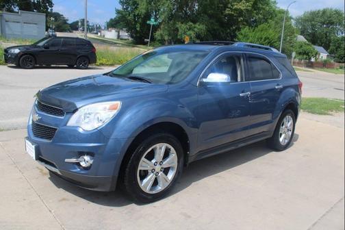 Blue 2011 Chevrolet Equinox LTZ