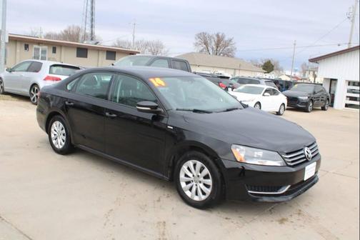 2014 Volkswagen Passat 2.5L S