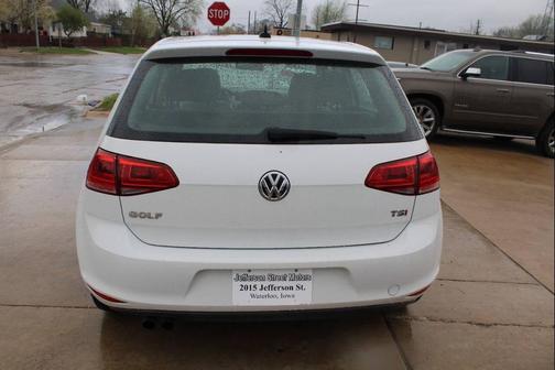 Pure White 2017 Volkswagen Golf TSI S 4-Door