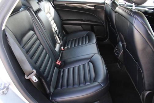 Ingot Silver Metallic 2019 Ford Fusion SEL