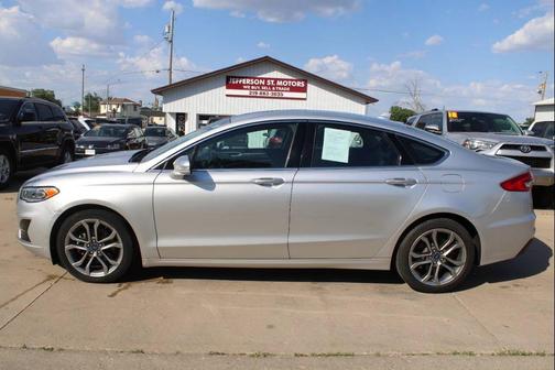 Ingot Silver Metallic 2019 Ford Fusion SEL