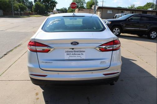 Ingot Silver Metallic 2019 Ford Fusion SEL
