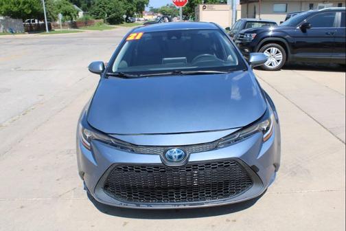 Celestite 2021 Toyota Corolla Hybrid SE