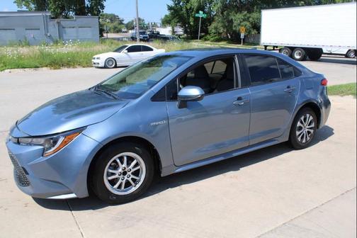 Celestite 2021 Toyota Corolla Hybrid SE