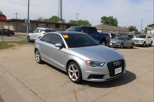 Florett Silver Metallic 2016 Audi A3 2.0T Premium