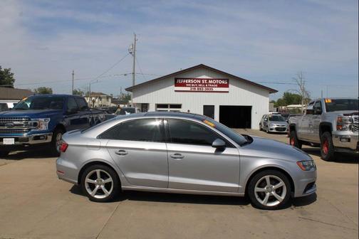 Florett Silver Metallic 2016 Audi A3 2.0T Premium