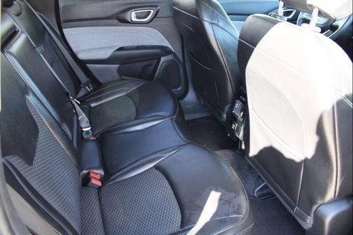 Diamond Black Crystal Pearlcoat 2022 Jeep Compass Latitude