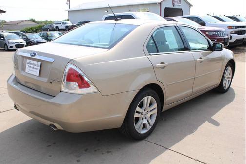 Tan 2008 Ford Fusion SEL