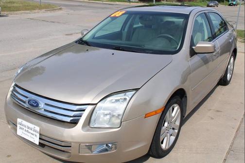 Tan 2008 Ford Fusion SEL