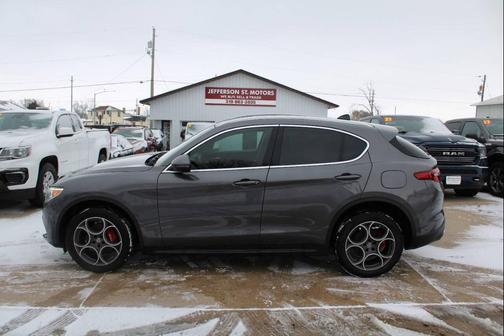 2018 Alfa Romeo Stelvio Base