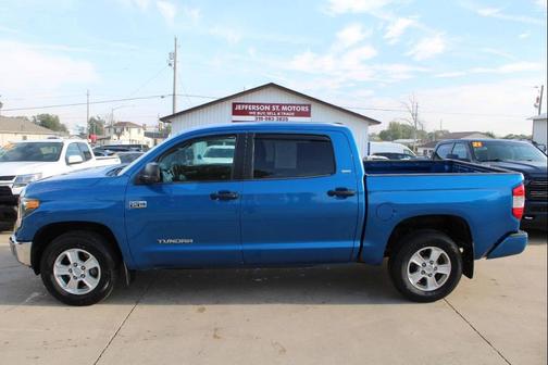 2018 Toyota Tundra SR5