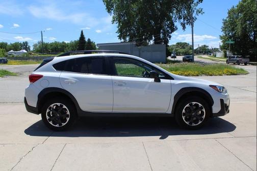 Crystal White Pearl 2021 Subaru Crosstrek Base