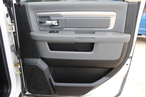 Bright White Clearcoat 2014 RAM 1500 SLT