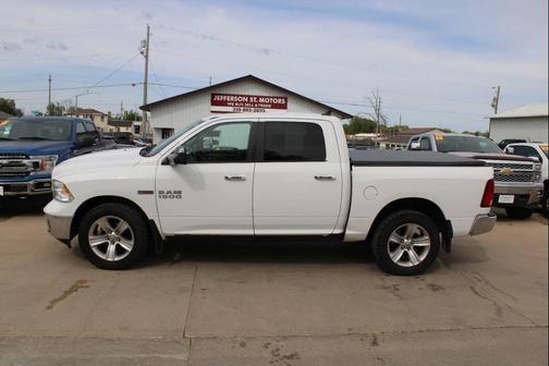 Bright White Clearcoat 2014 RAM 1500 SLT