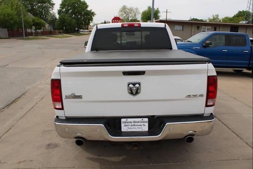 Bright White Clearcoat 2014 RAM 1500 SLT