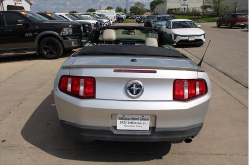 2010 Ford Mustang Base