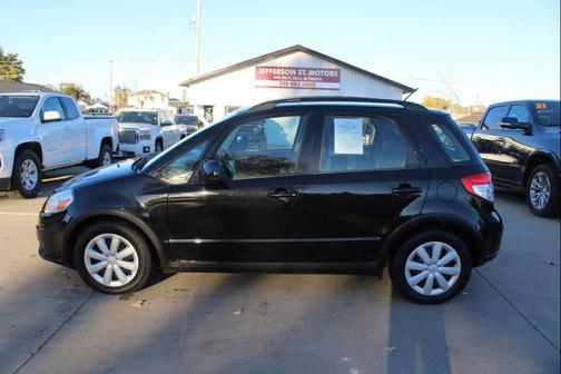 2010 Suzuki SX4 Base AWD 4dr Crossover CVT