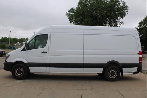 Arctic White 2015 Mercedes-Benz Sprinter 2500