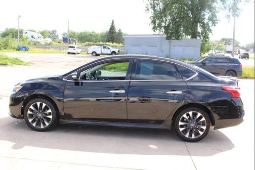 Super Black 2018 Nissan Sentra SR