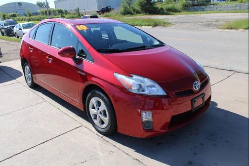 2010 Toyota Prius III