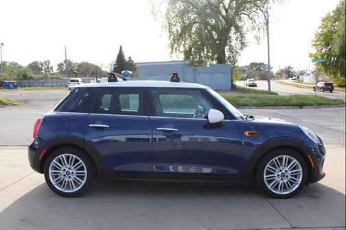 Blue 2017 MINI Hardtop Cooper