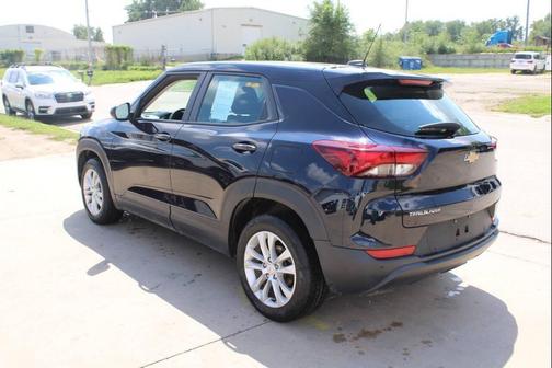 Midnight Blue Metallic 2021 Chevrolet Trailblazer LS