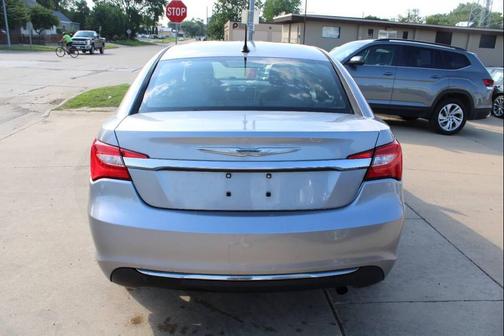 2013 Chrysler 200 Touring