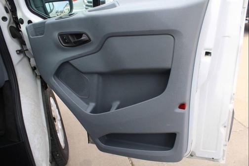 Oxford White 2019 Ford Transit-150 XLT