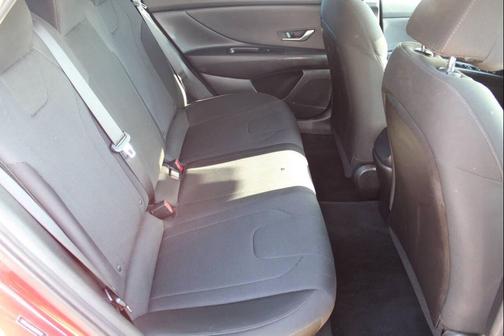 2021 Hyundai ELANTRA SE