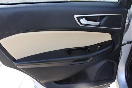 Ingot Silver Metallic 2017 Ford Edge SEL