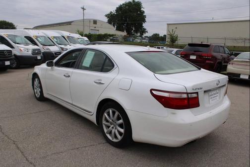 Champagne 2007 Lexus LS 460 Base