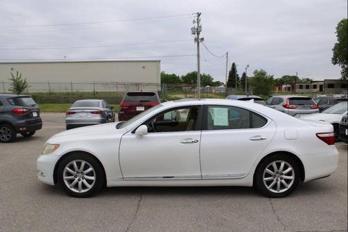 Champagne 2007 Lexus LS 460 Base